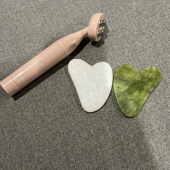 Gua Sha Facial massage tool 3 in the listing - Picture 2 of 5
